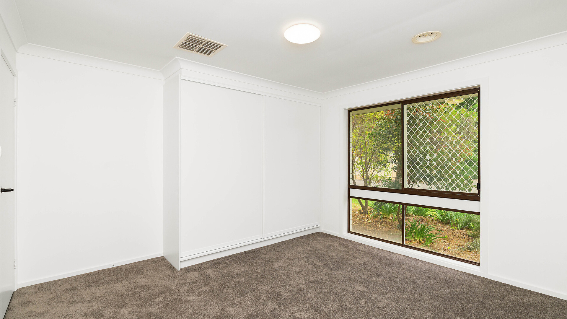 11 Crown Street, Narrandera NSW 2700 - photo 12