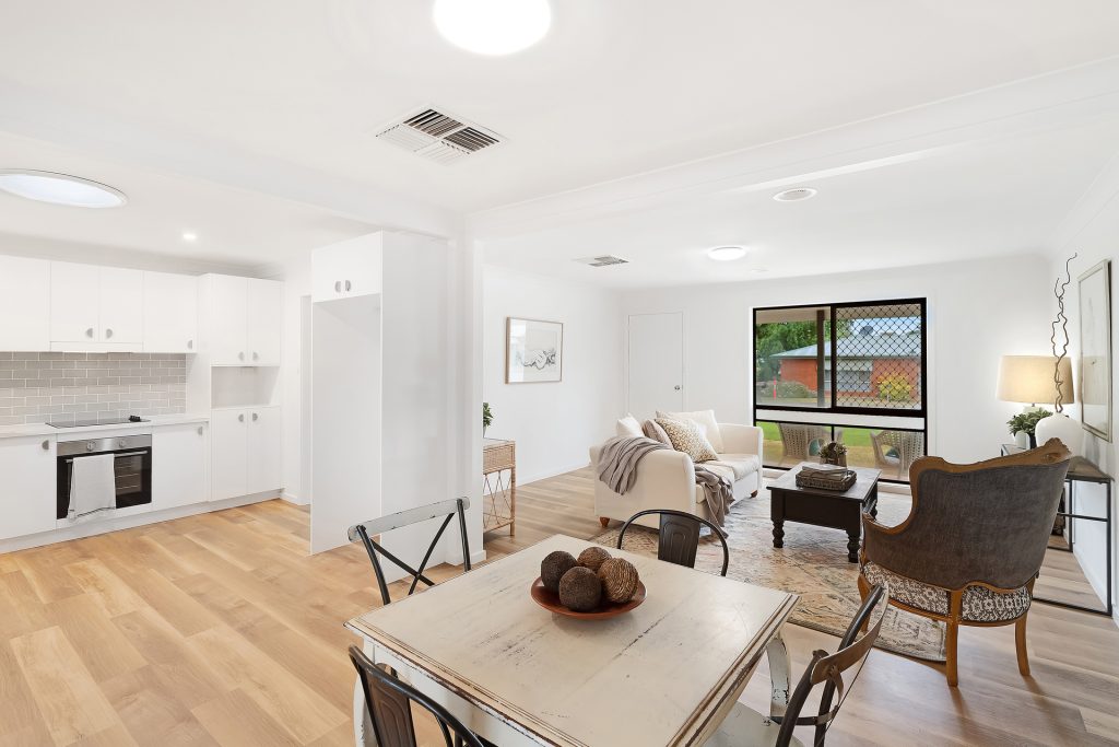 11 Crown Street, Narrandera NSW 2700 - photo 9