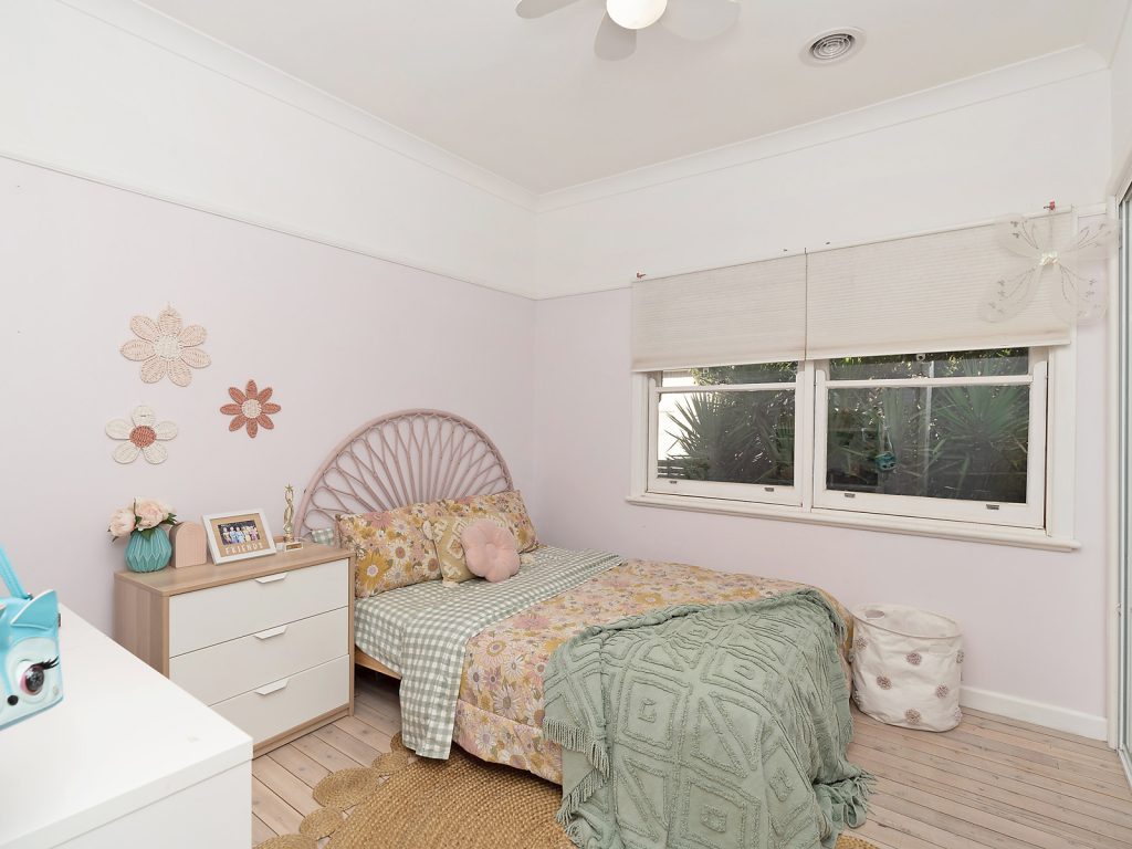 67 Deutcher Street, Temora NSW 2666 - photo 11