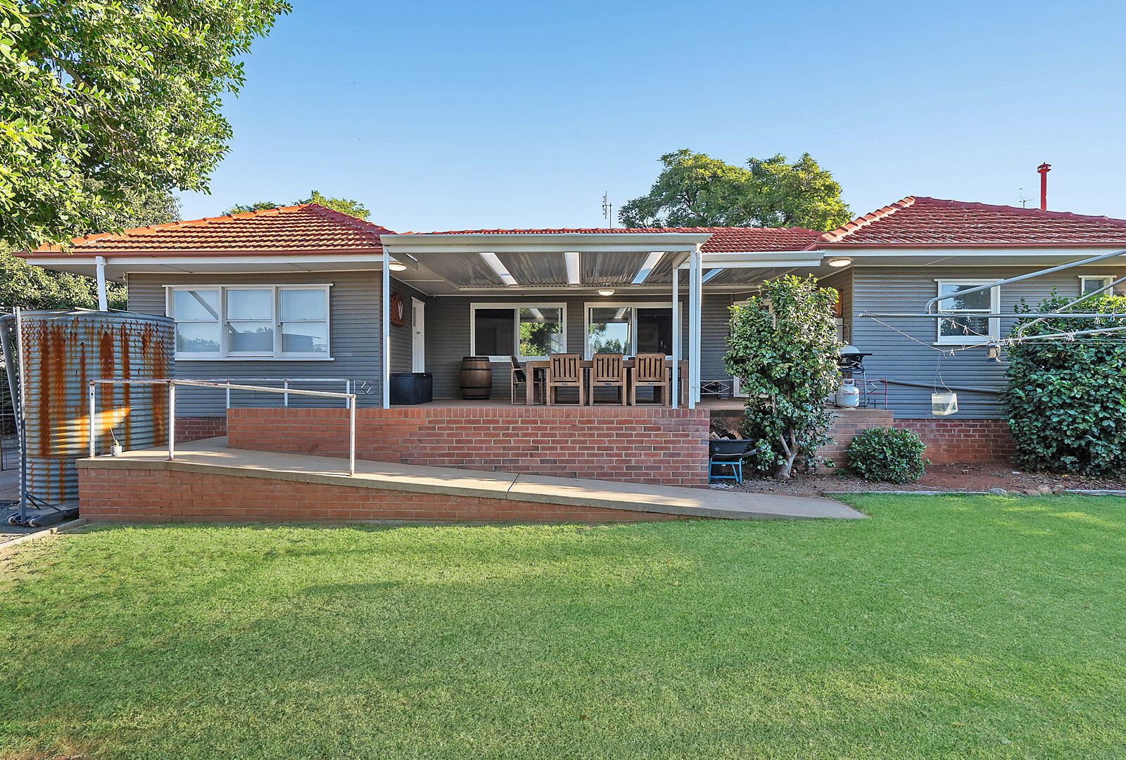 67 Deutcher Street, Temora NSW 2666 - photo 16