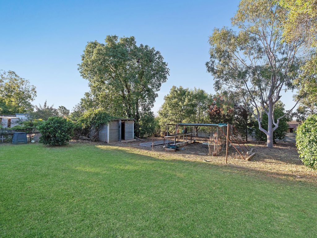67 Deutcher Street, Temora NSW 2666 - photo 18