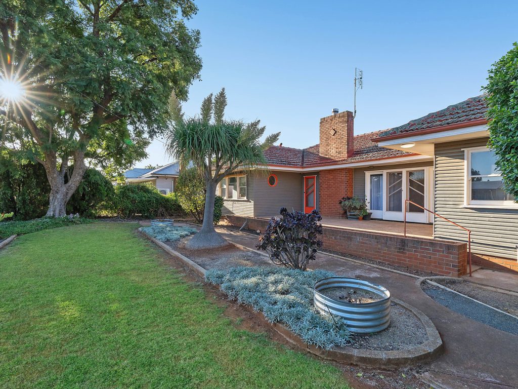 67 Deutcher Street, Temora NSW 2666 - photo 19