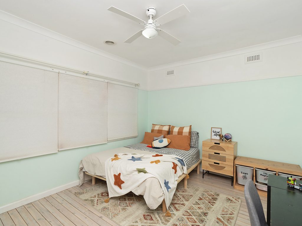 67 Deutcher Street, Temora NSW 2666 - photo 10