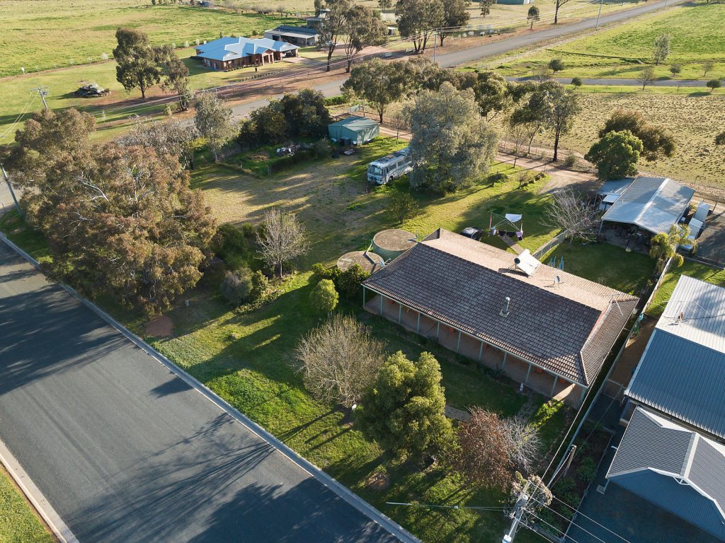 16 Mansfield Road, Temora NSW 2666 - McGrath Riverina