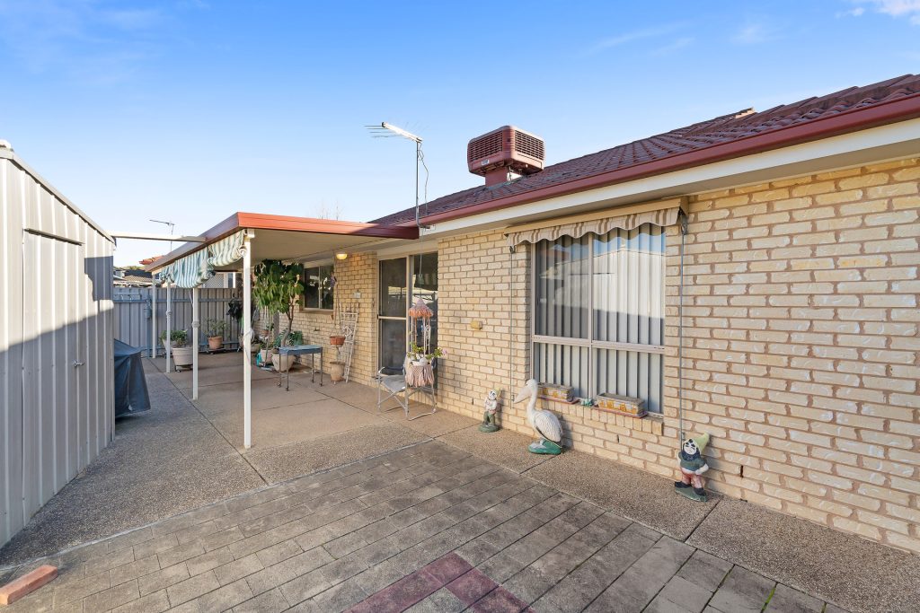 34 Kimba Drive, Glenfield Park NSW 2650 - photo 12