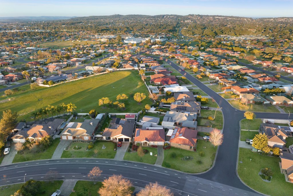 34 Kimba Drive, Glenfield Park NSW 2650 - photo 4