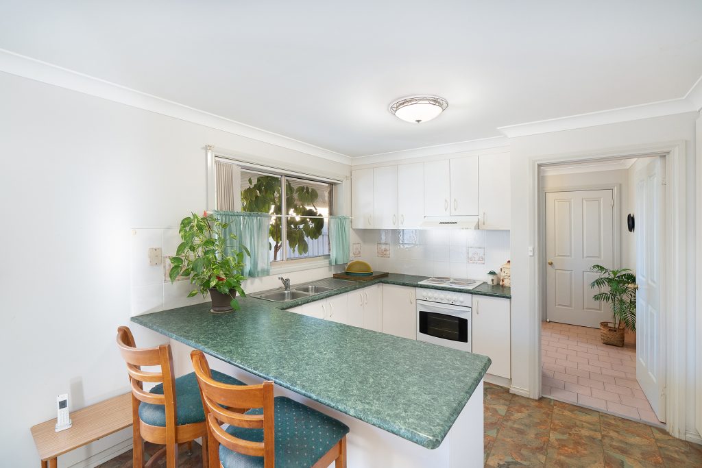 34 Kimba Drive, Glenfield Park NSW 2650 - photo 7