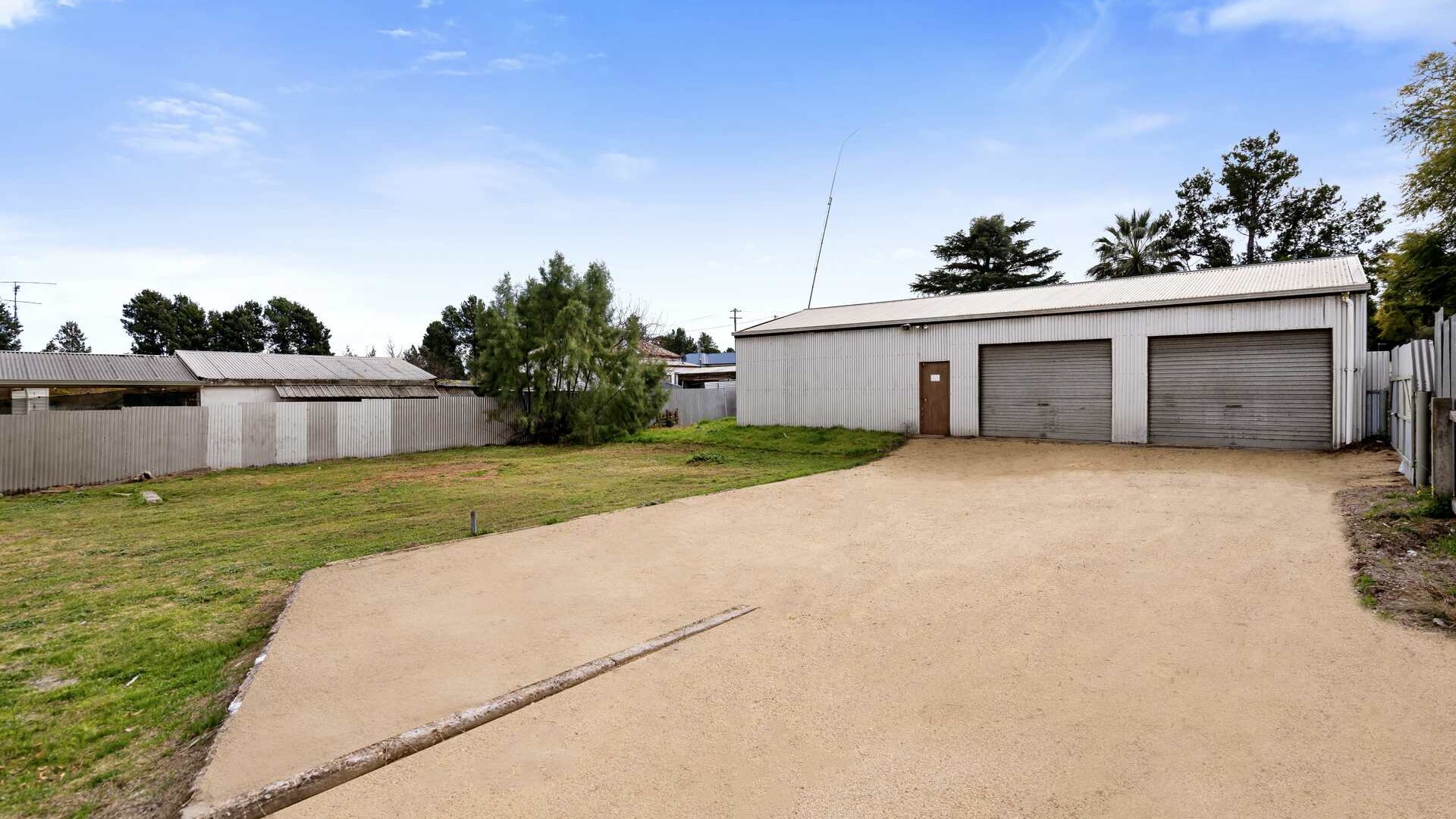 101 Bolton Street, Narrandera NSW 2700 - photo 12