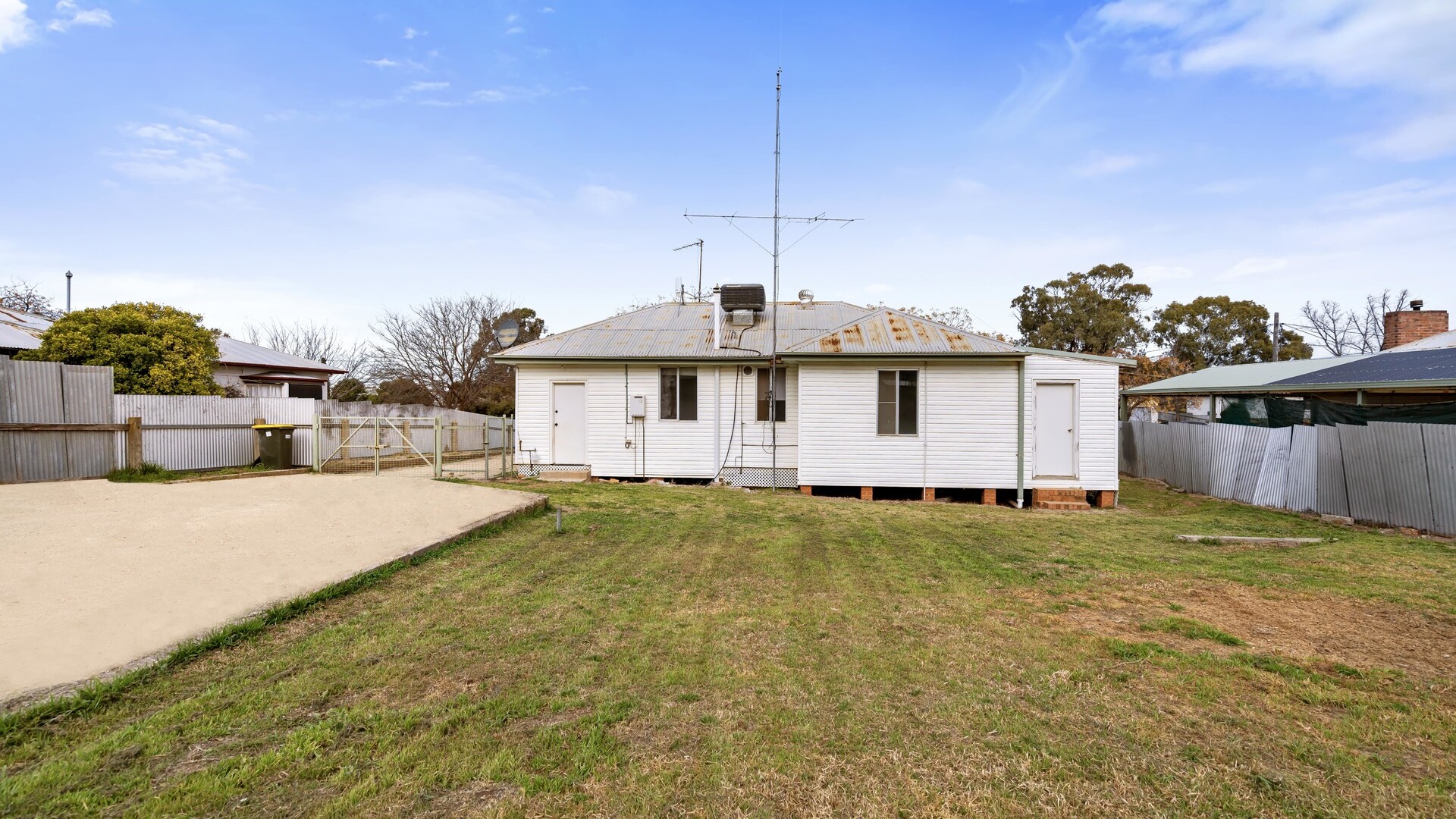 101 Bolton Street, Narrandera NSW 2700 - photo 15