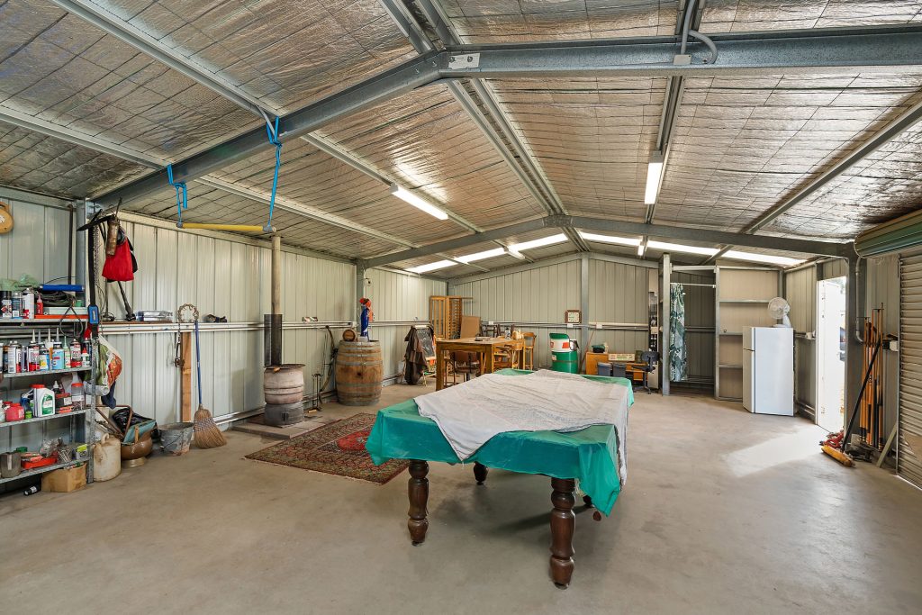 34 Yanco Avenue, Leeton NSW 2705 - photo 11
