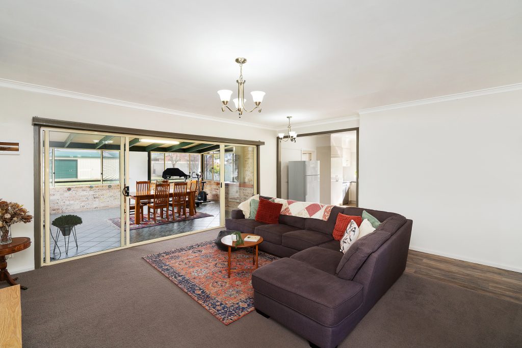 34 Yanco Avenue, Leeton NSW 2705 - photo 3