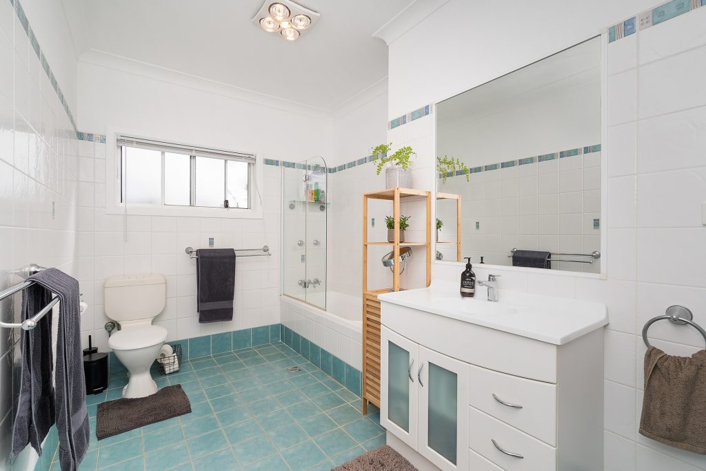 34 Yanco Avenue, Leeton NSW 2705 - photo 6