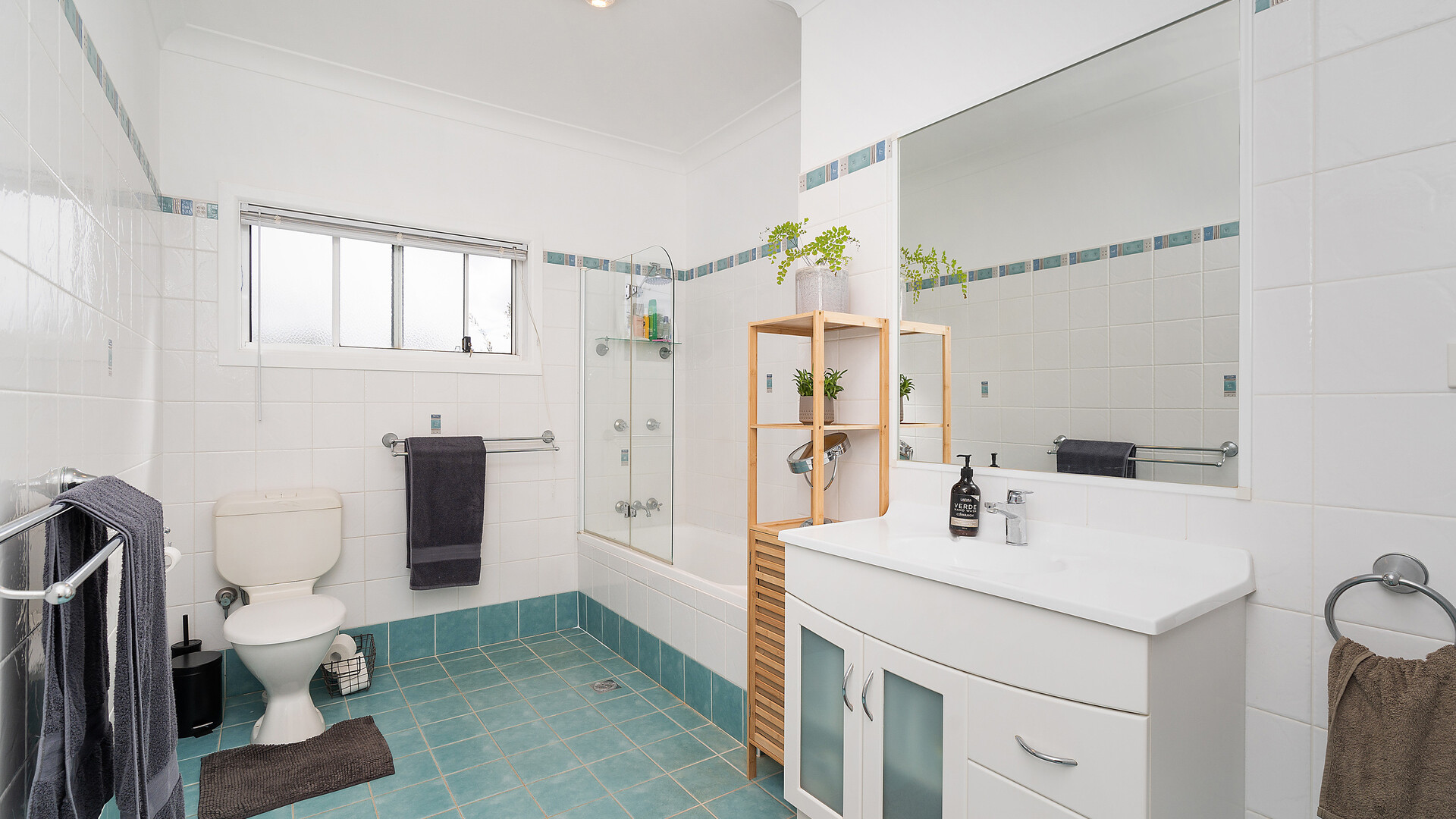 34 Yanco Avenue, Leeton NSW 2705 - photo 6