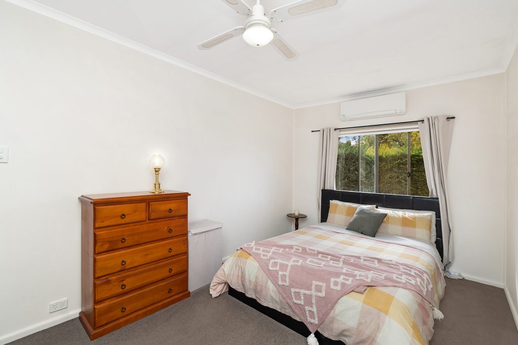 34 Yanco Avenue, Leeton NSW 2705 - photo 8