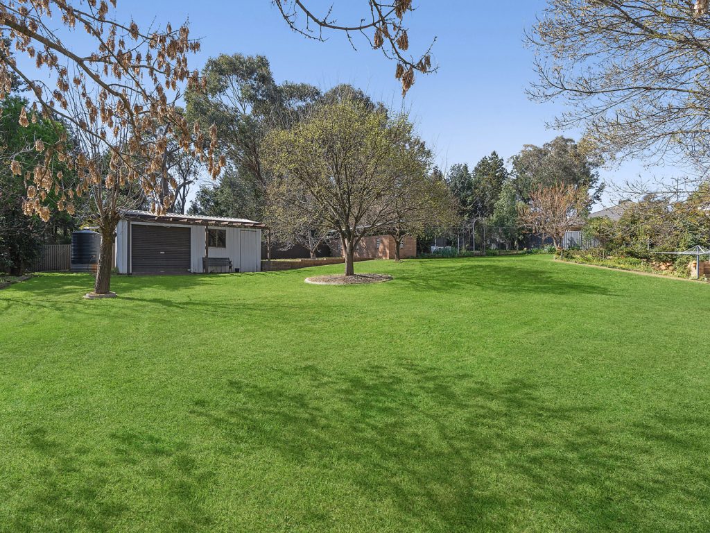 5 Watsonford Street, Temora NSW 2666 - photo 18
