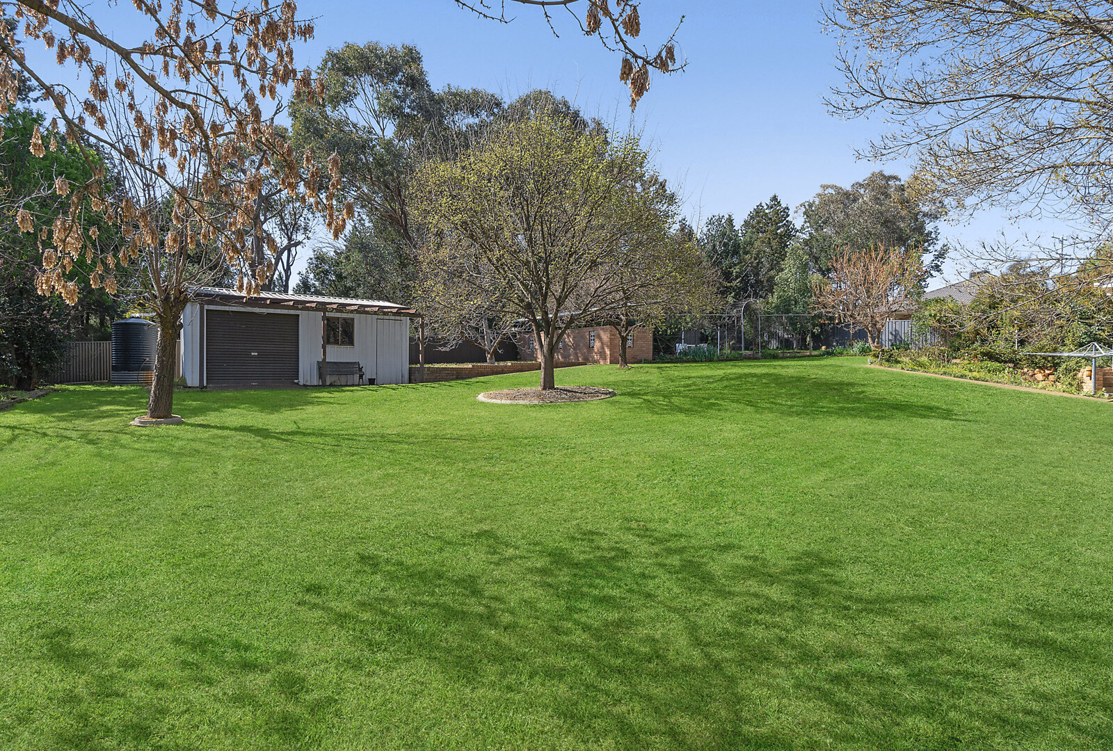 5 Watsonford Street, Temora NSW 2666 - photo 18