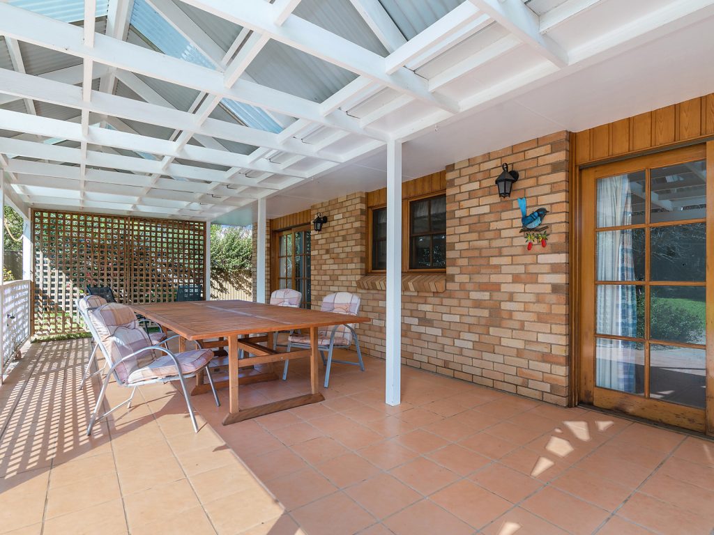 5 Watsonford Street, Temora NSW 2666 - photo 3