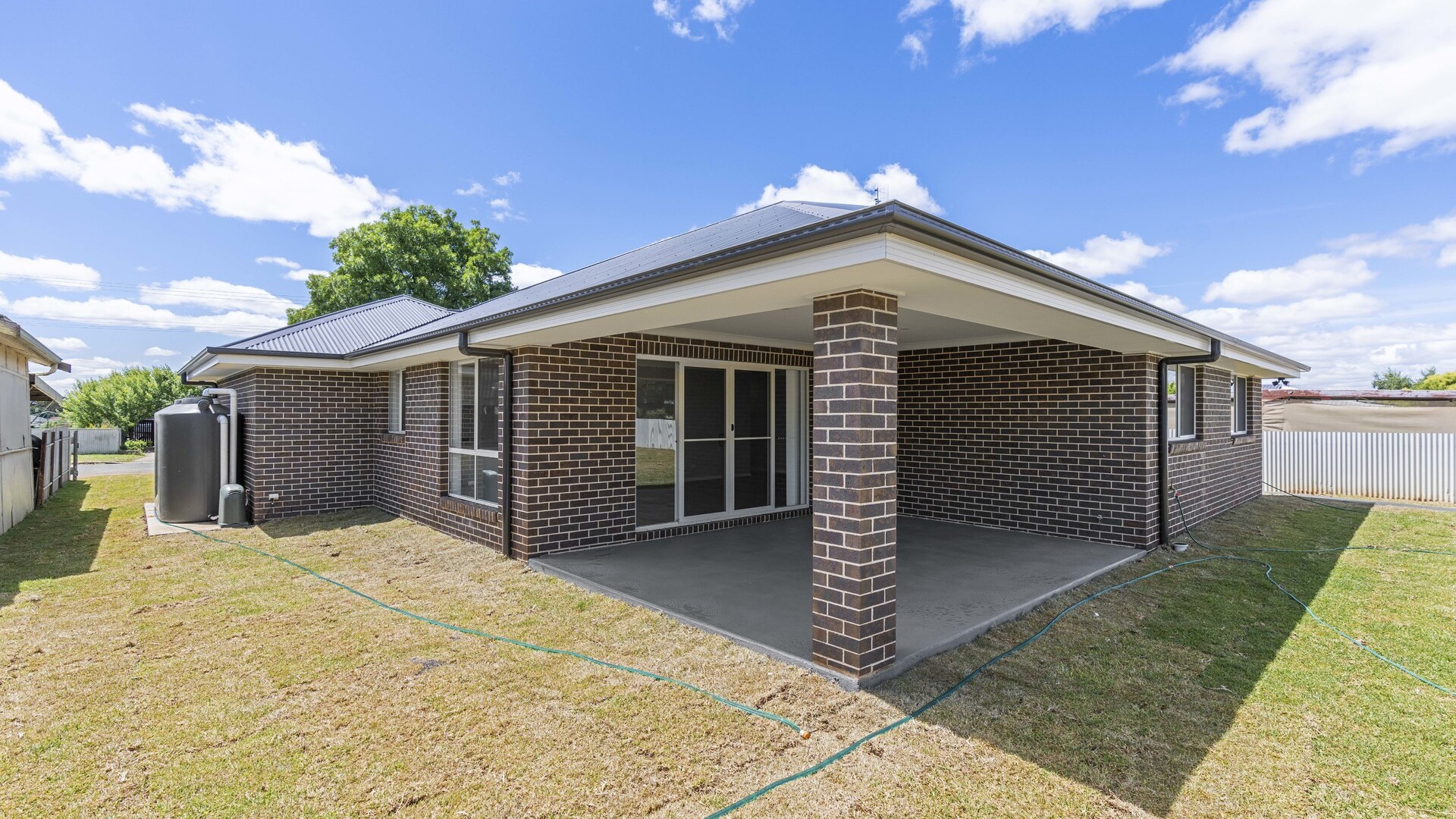 2 Sherwood Road, Temora NSW 2666 - photo 14