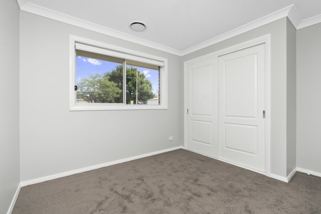 2 Sherwood Road, Temora NSW 2666 - photo 9
