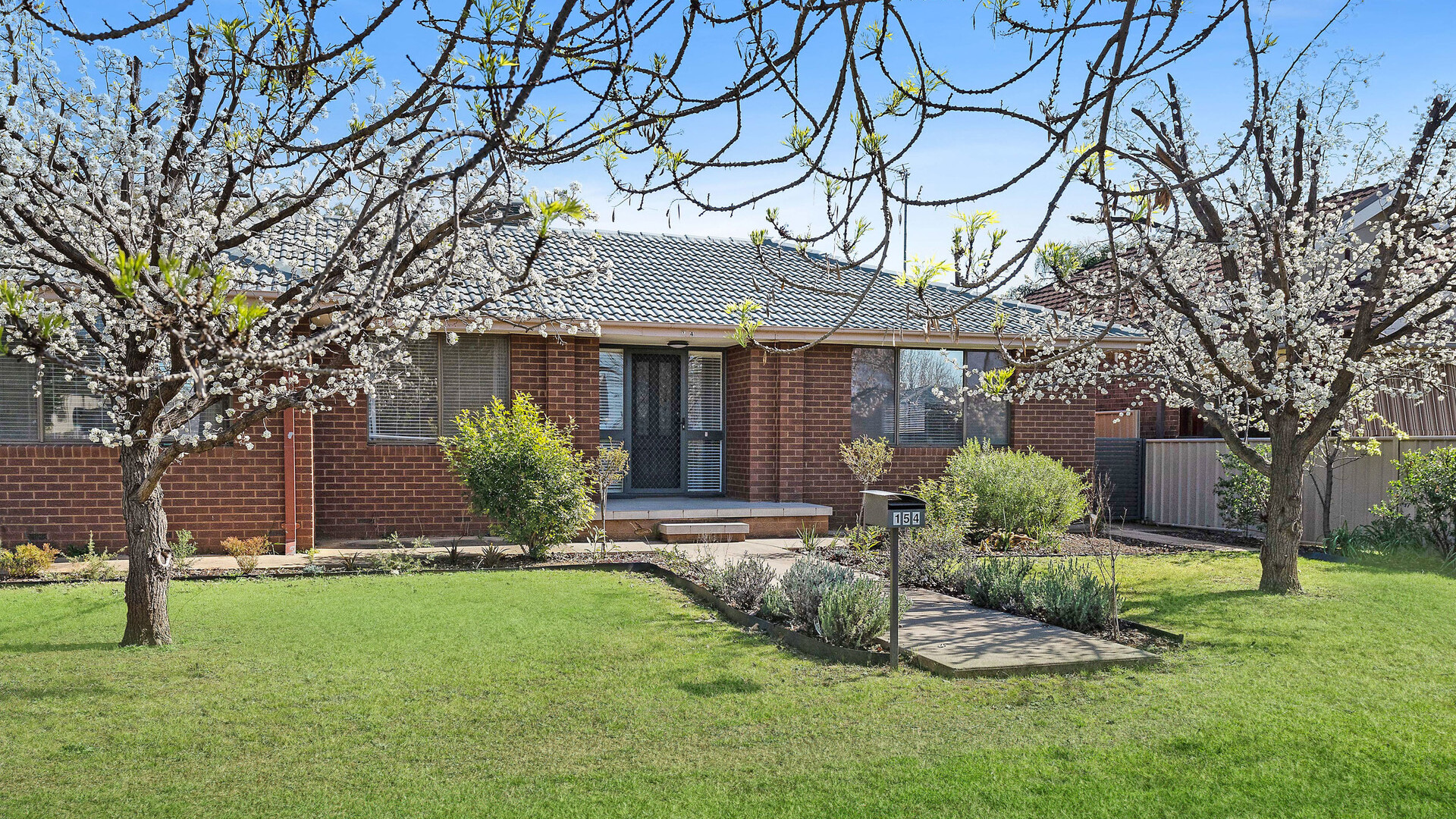 154 Crowley Street, Temora NSW 2666 - photo 14