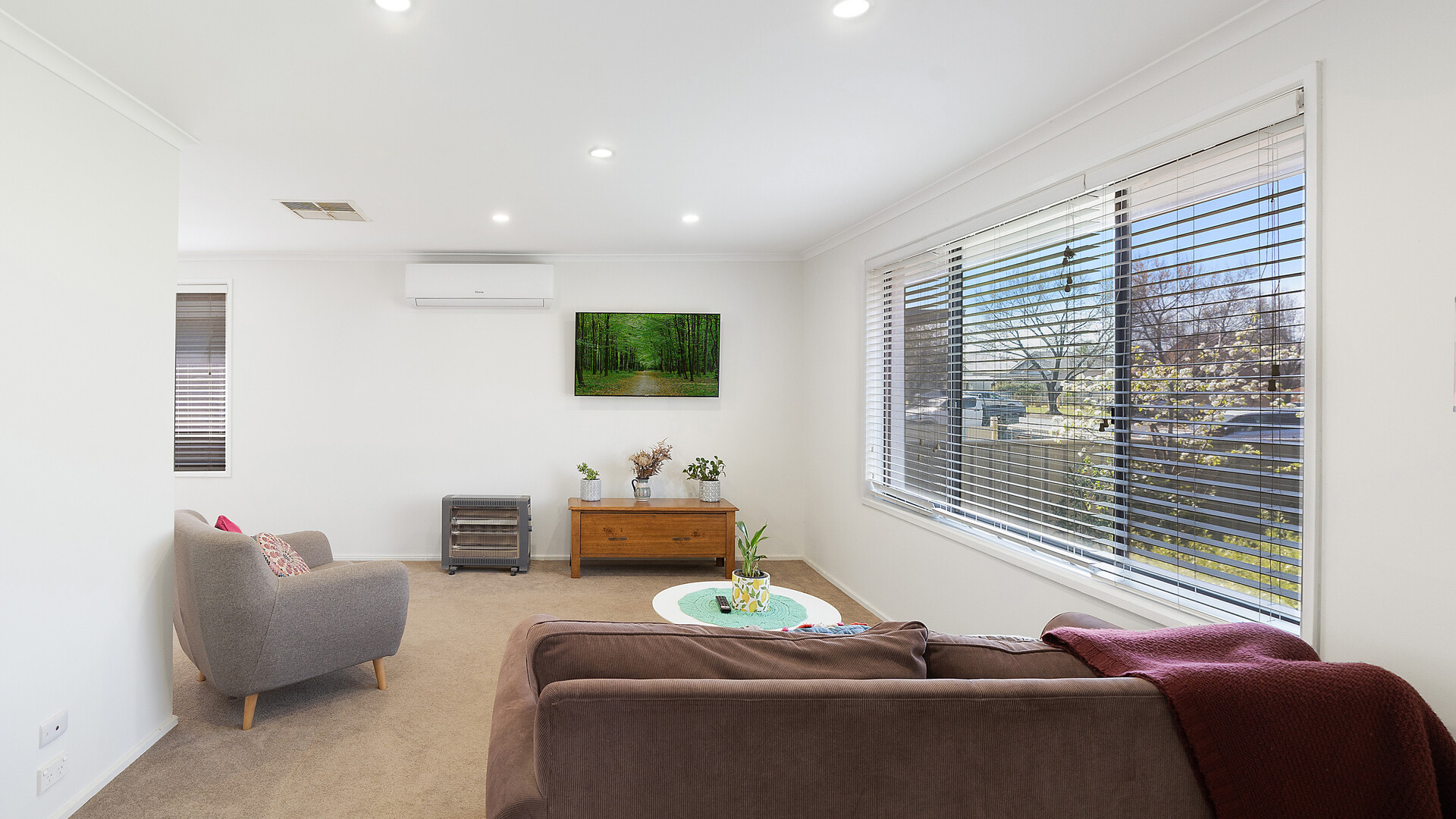 154 Crowley Street, Temora NSW 2666 - photo 3