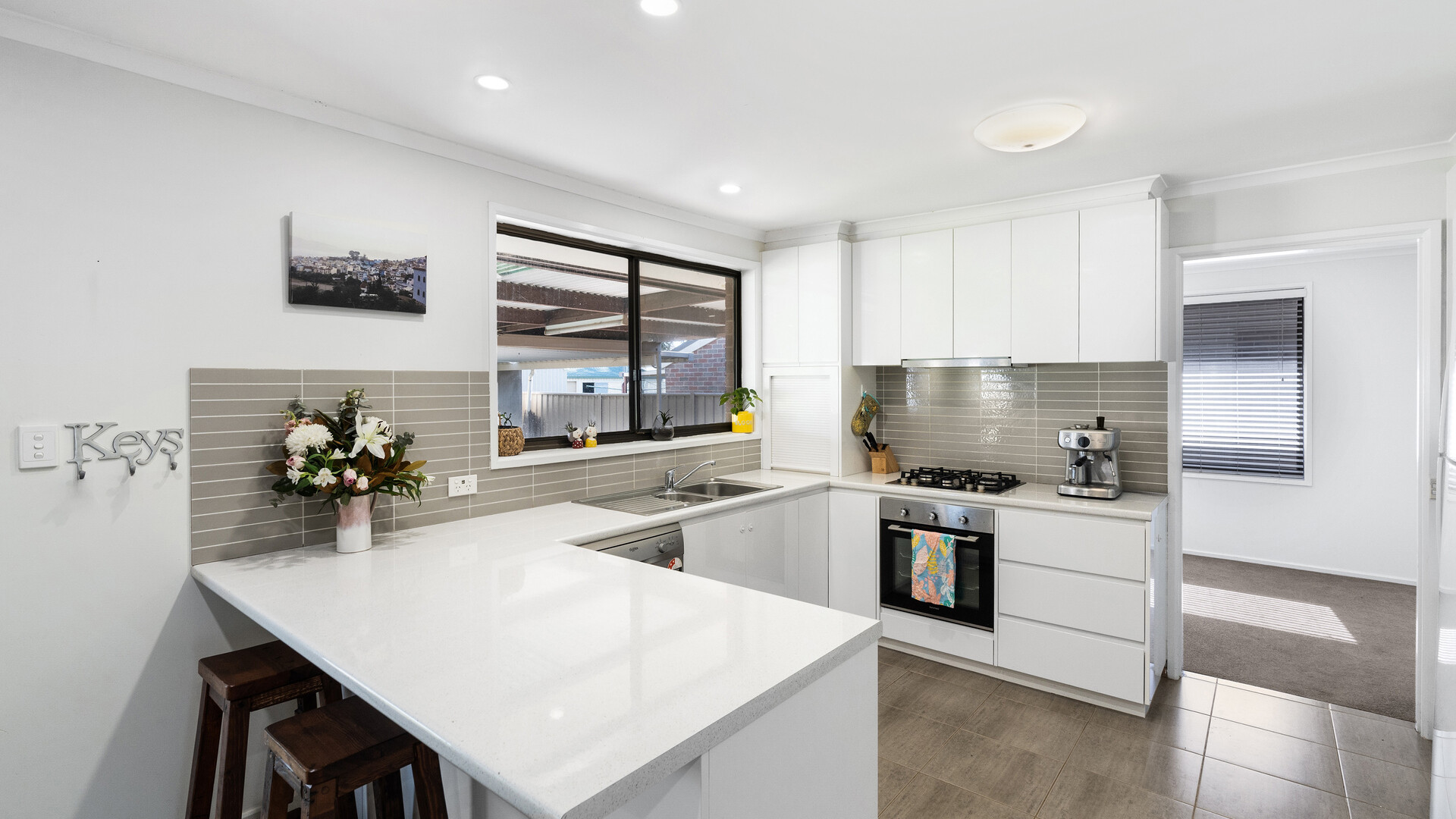 154 Crowley Street, Temora NSW 2666 - photo 5