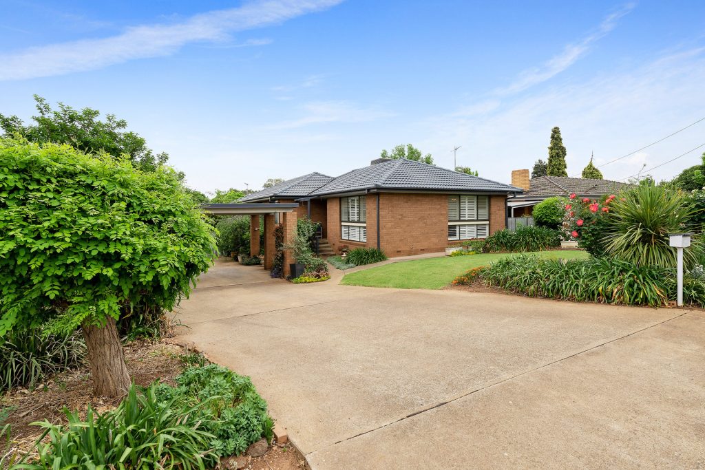 40 Jellicoe Street, Temora NSW 2666 - McGrath Riverina