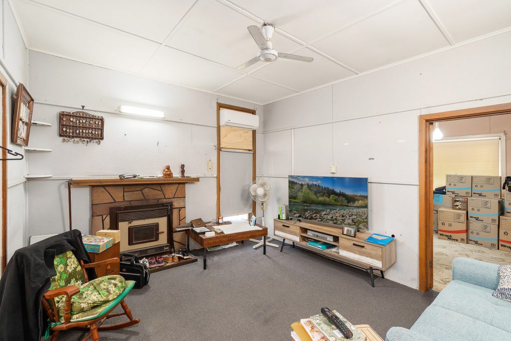 23 Frederica Street, Narrandera NSW 2700 - photo 11