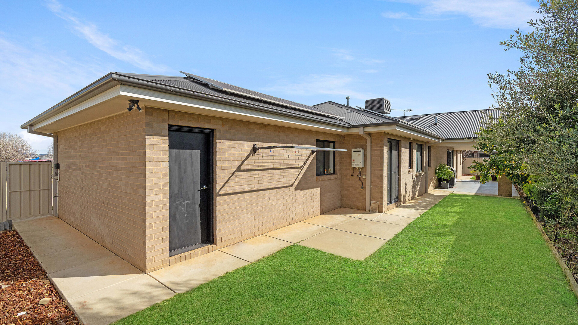 21 Cunjegong Loop, Gobbagombalin NSW 2650 - photo 14