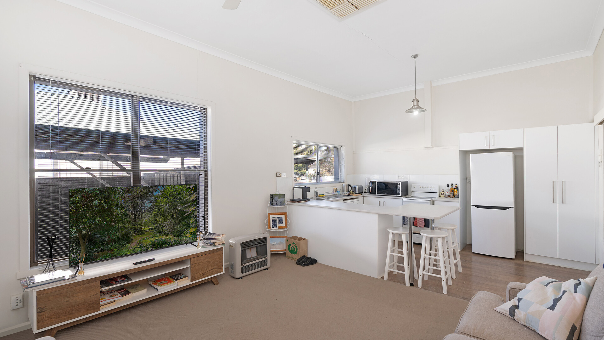 35A Wandoo Street, Leeton NSW 2705 - photo 2