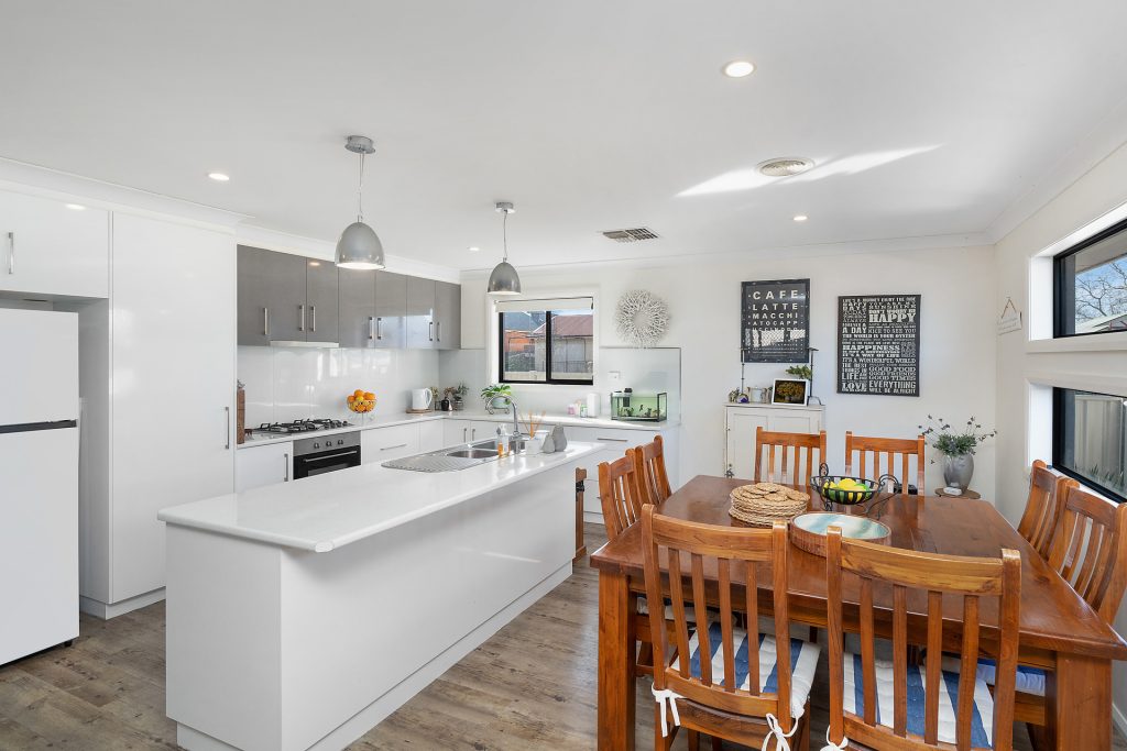 2A Douglas Street, Narrandera NSW 2700 - photo 6