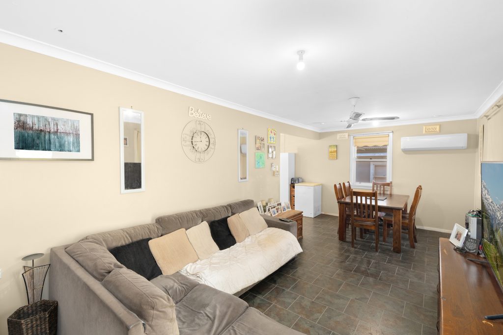 23 Dalgetty Street, Narrandera NSW 2700 - photo 2