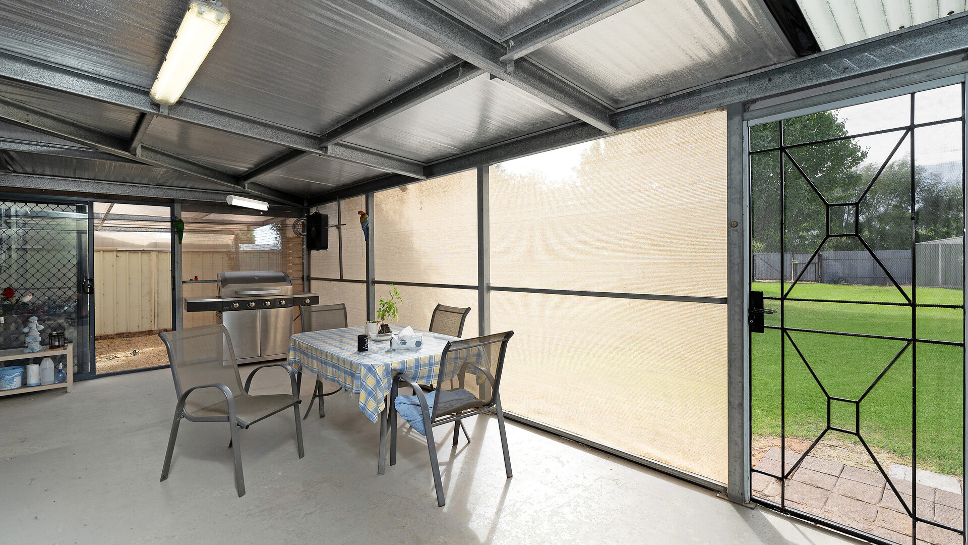42 Main Avenue, Yanco NSW 2703 - photo 12