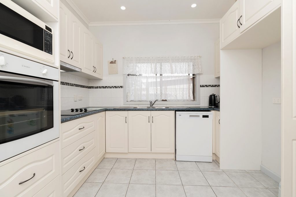 42 Main Avenue, Yanco NSW 2703 - photo 6