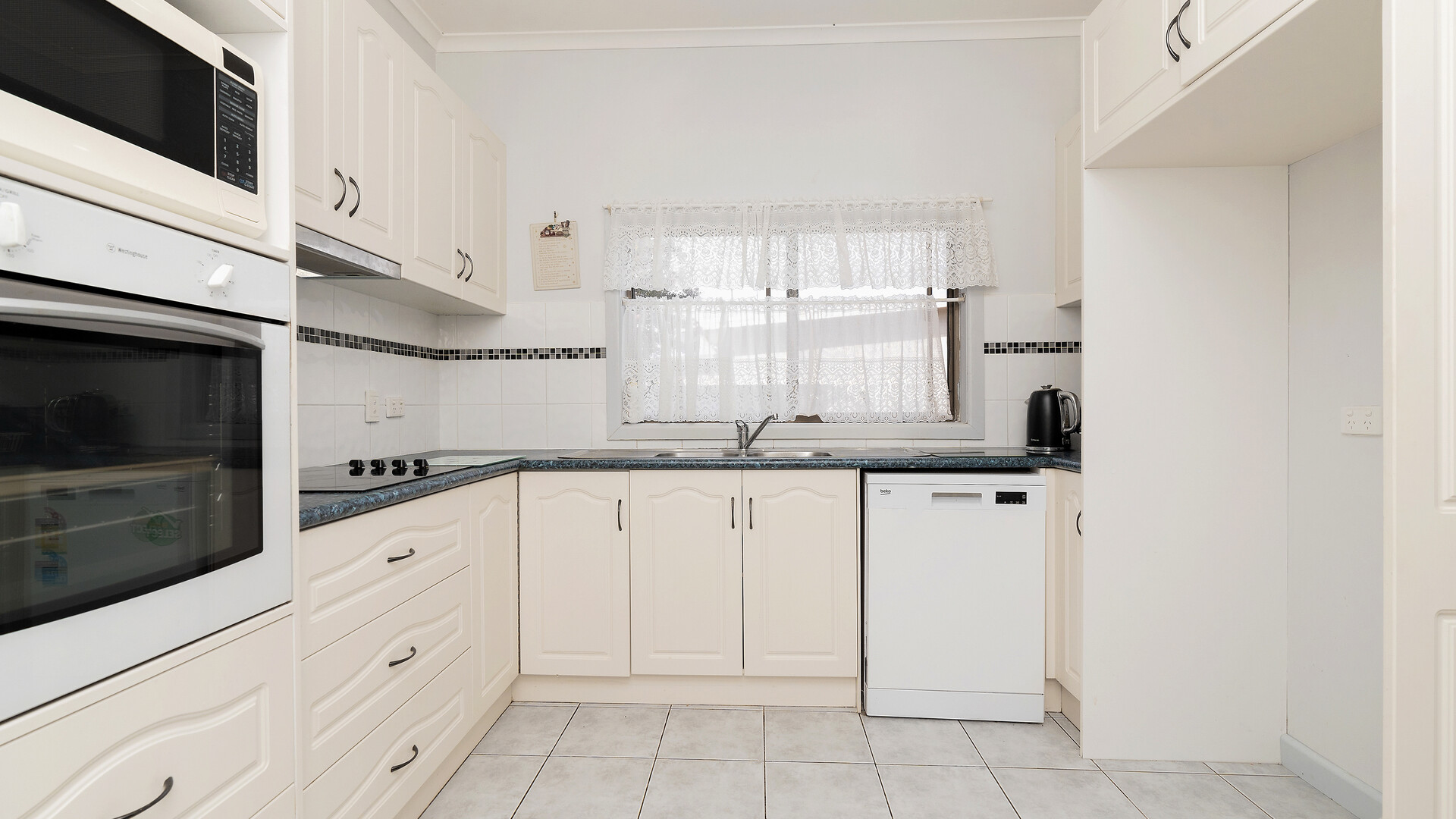 42 Main Avenue, Yanco NSW 2703 - photo 6