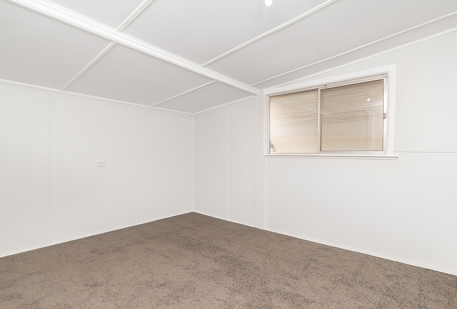 194 De Boos Street, Temora NSW 2666 - photo 7