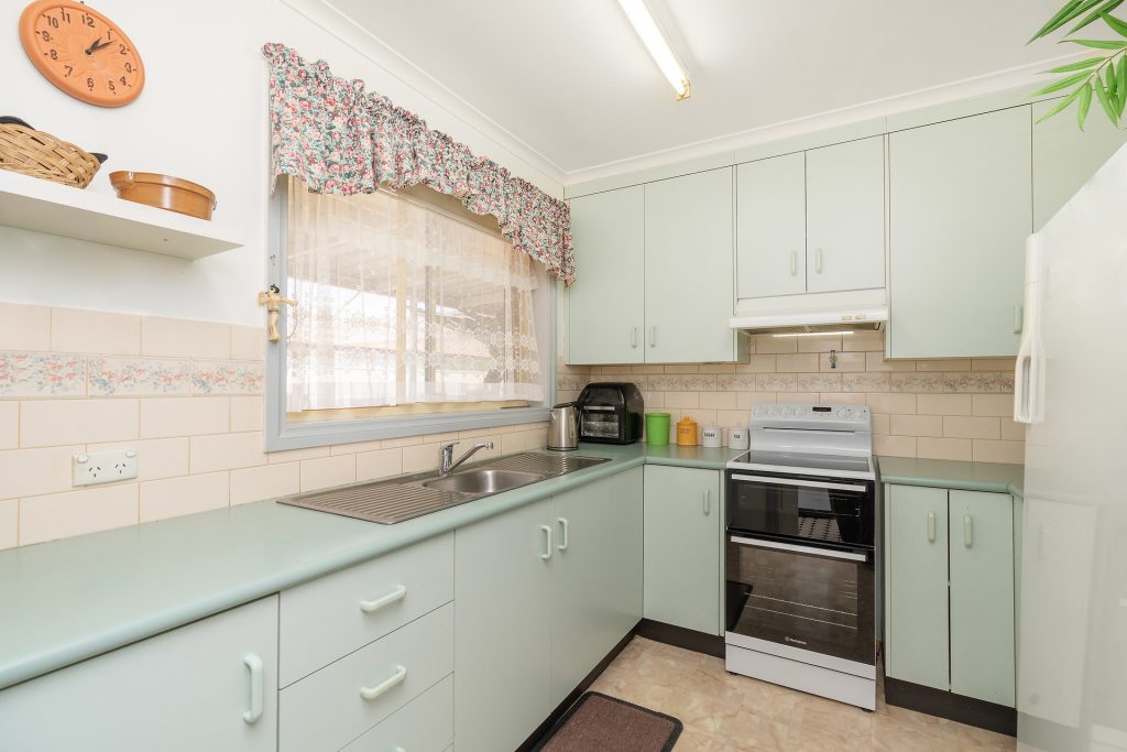 3/161-163 De Boos Street, Temora NSW 2666 - photo 8
