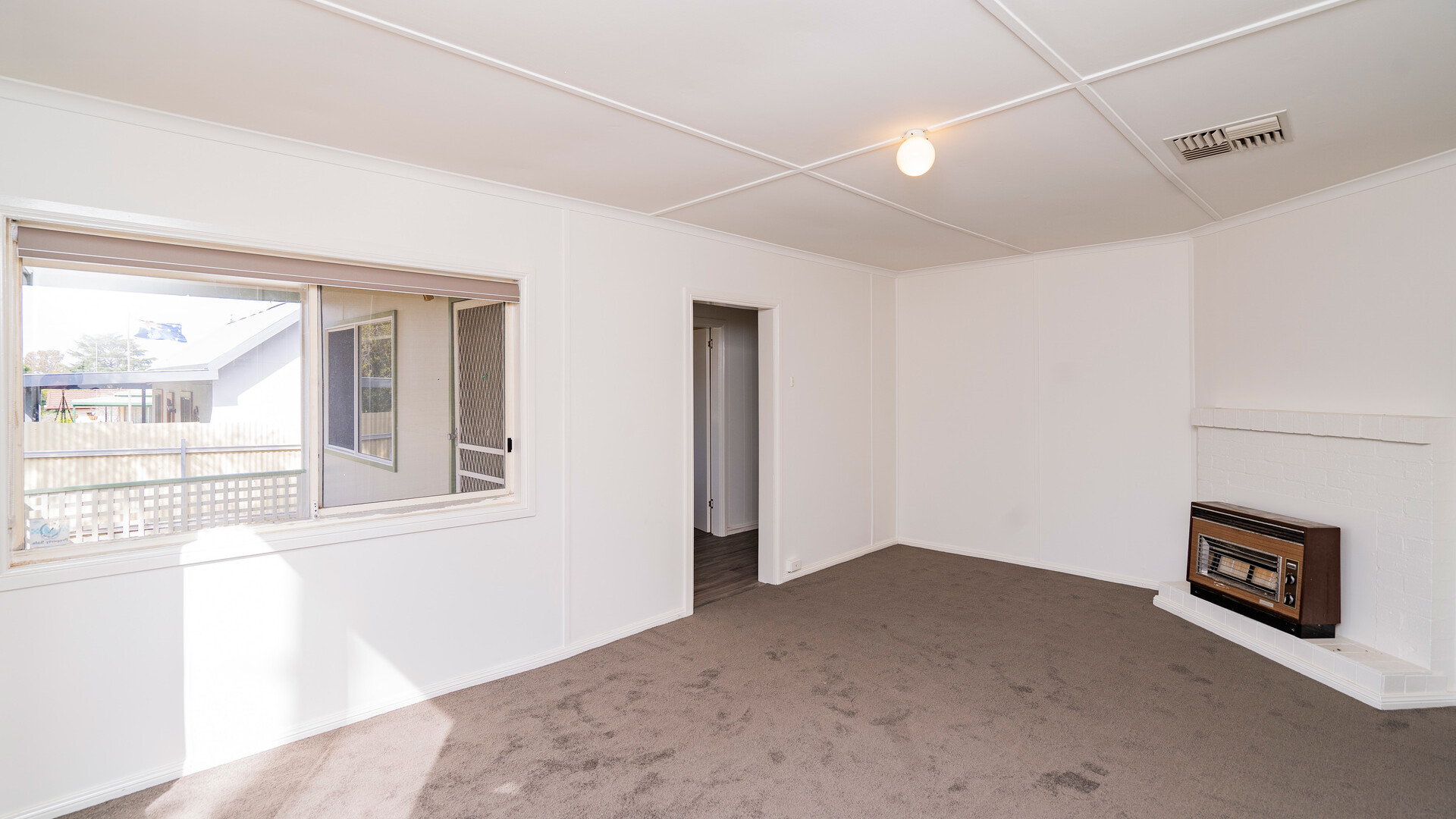12 Adams Street, Narrandera NSW 2700 - photo 4