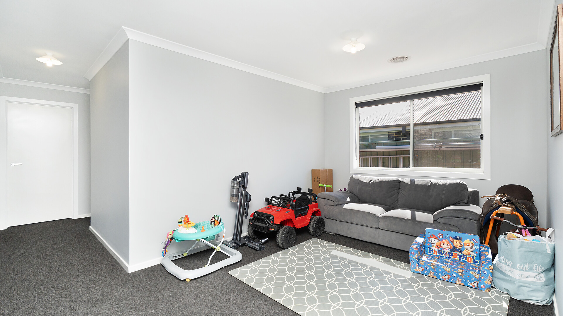 52 Lacebark Drive, Forest Hill NSW 2651 - photo 12