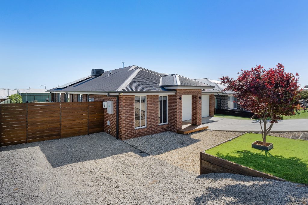 52 Lacebark Drive, Forest Hill NSW 2651 - photo 17