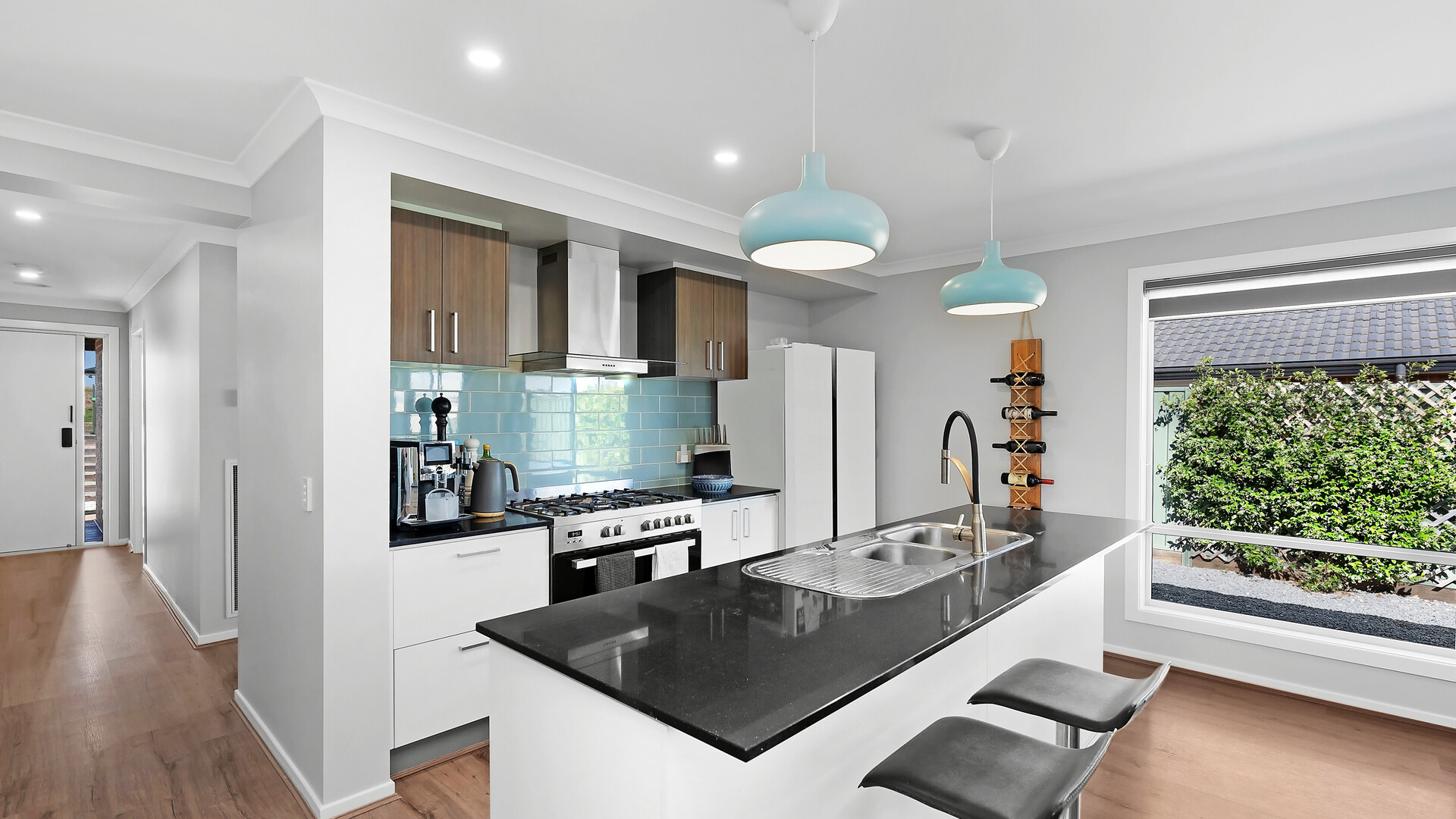 52 Lacebark Drive, Forest Hill NSW 2651 - photo 5