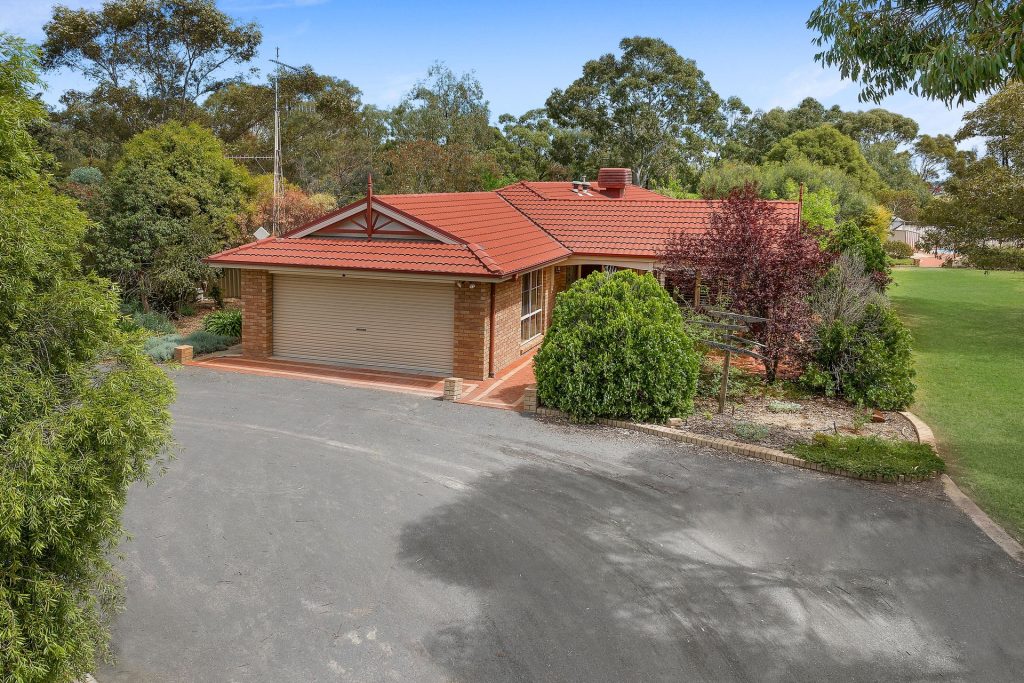 3 Mystic Place, Leeton NSW 2705 - photo 2