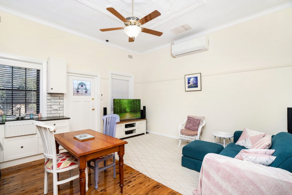 154 Larmer Street, Narrandera NSW 2700 - photo 18