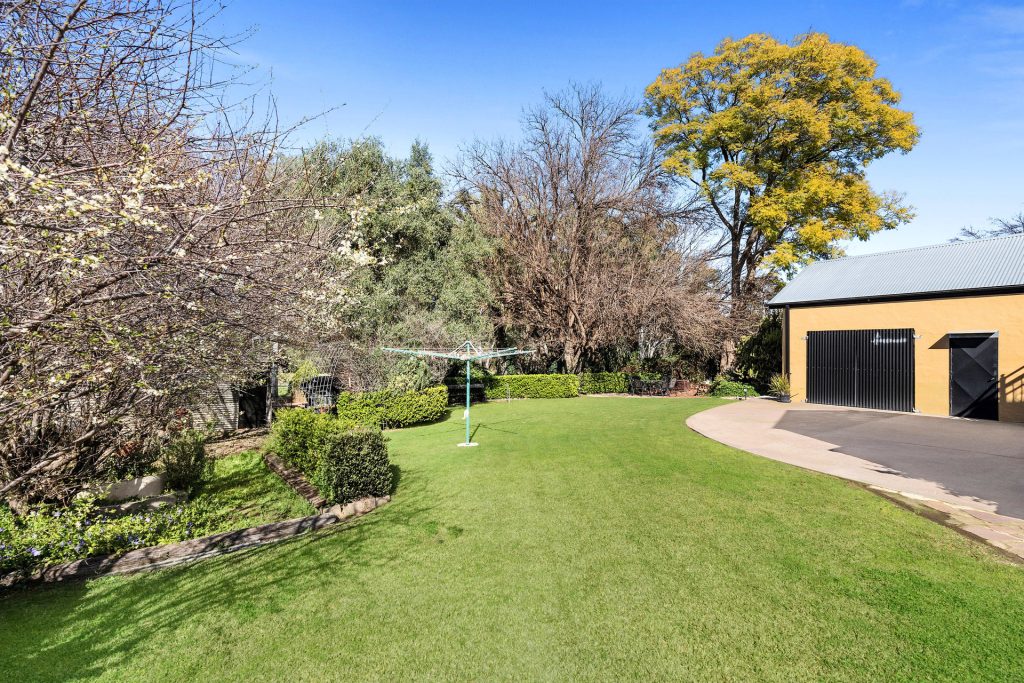 154 Larmer Street, Narrandera NSW 2700 - photo 23