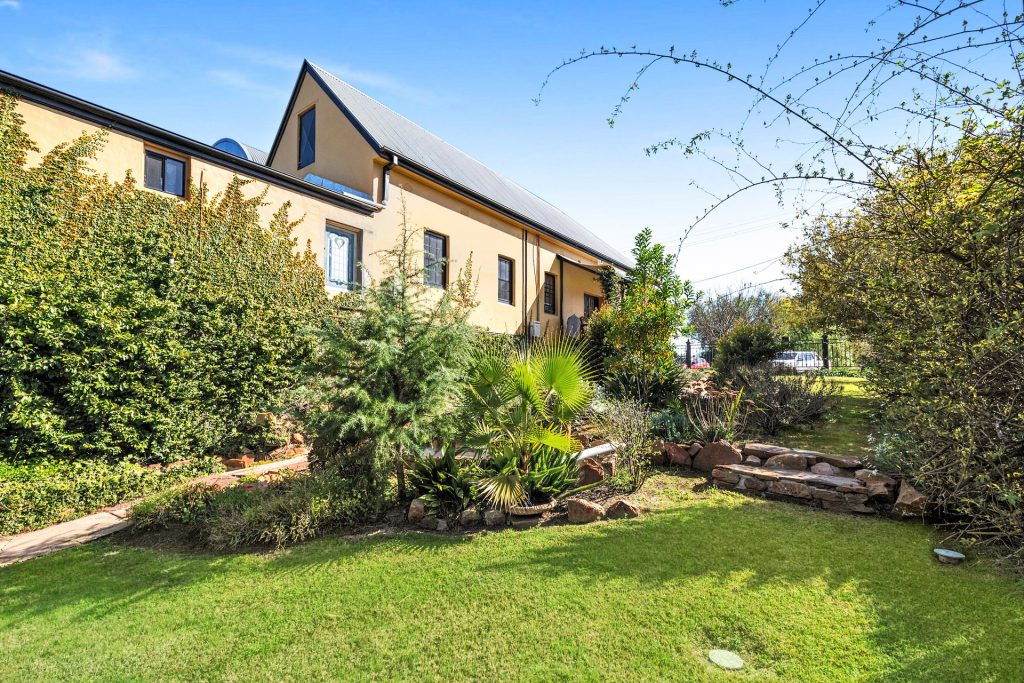 154 Larmer Street, Narrandera NSW 2700 - photo 26