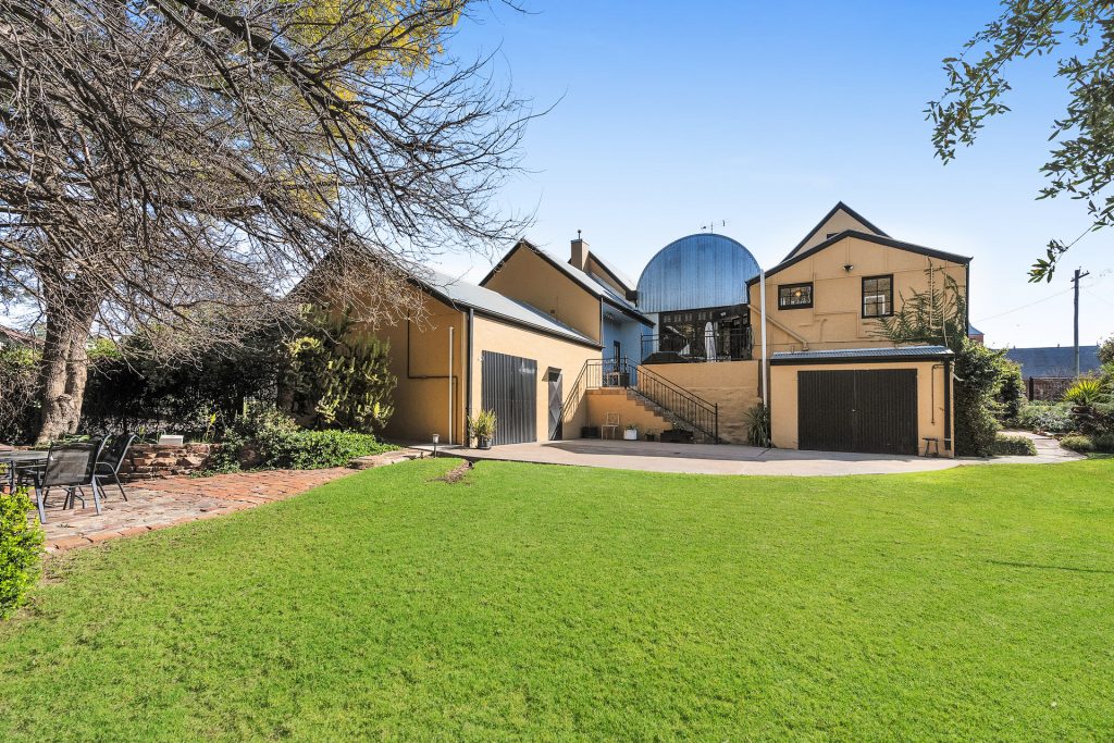 154 Larmer Street, Narrandera NSW 2700 - photo 4