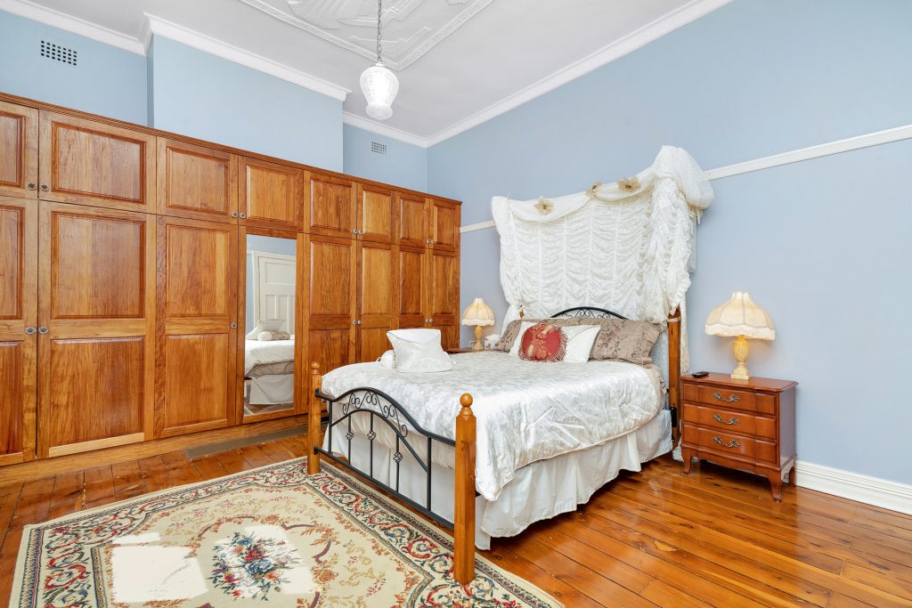154 Larmer Street, Narrandera NSW 2700 - photo 10