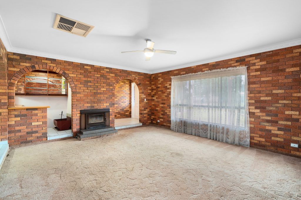 24 Demamiel Street, Darlington Point NSW 2706 - photo 3