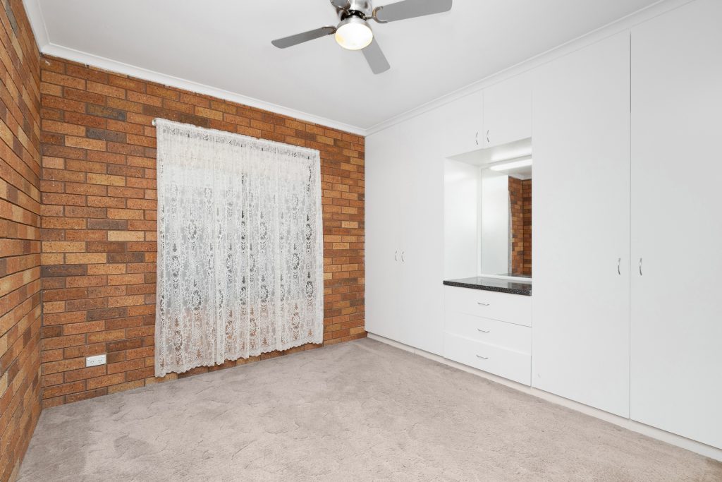 24 Demamiel Street, Darlington Point NSW 2706 - photo 8
