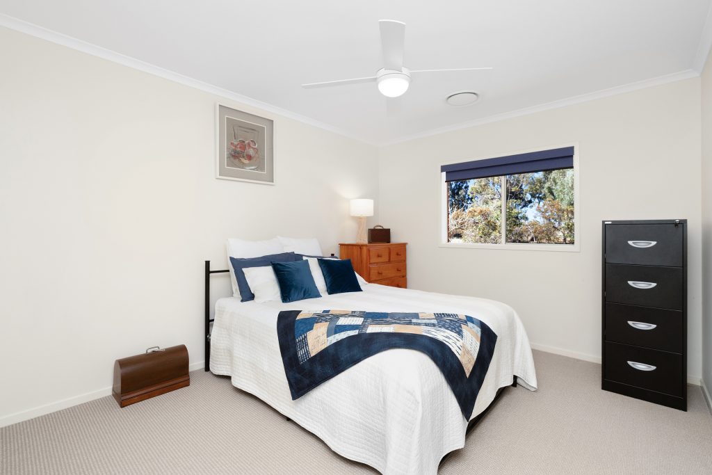 8 Serencroft Drive, Leeton NSW 2705 - photo 12